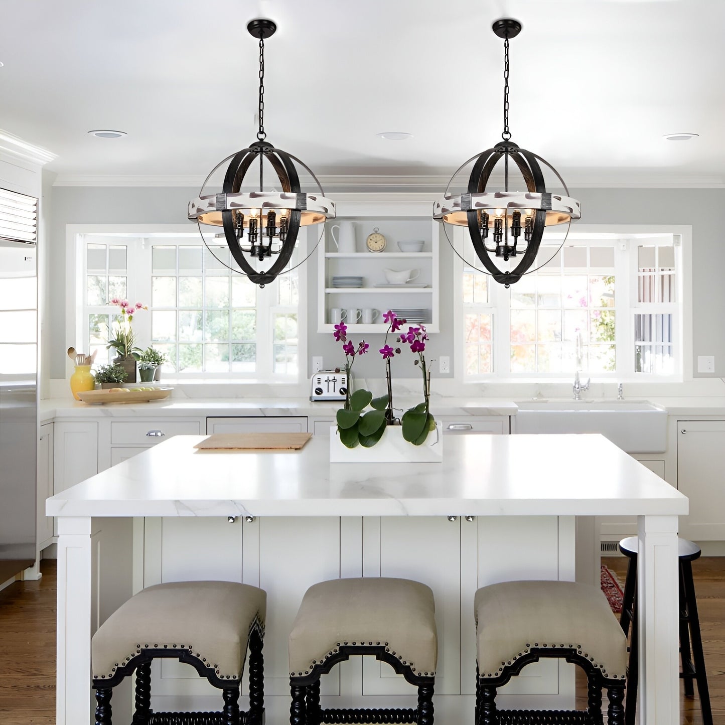 Aspen Wood Modern Chandelier - Iron Globe Pendant Light (4-light)