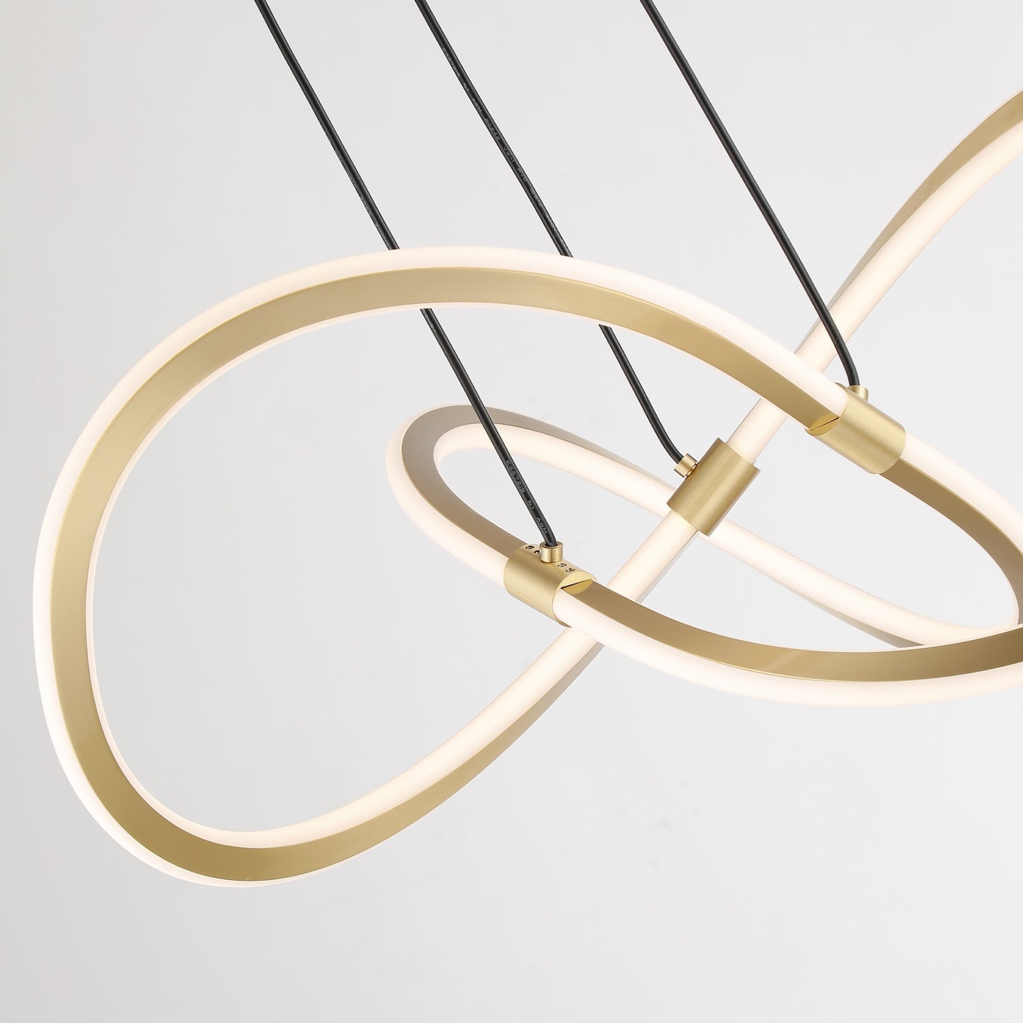 A Nordic LED Chandelier 🔱 with Swirl Pendant | Modern White Iron Aluminum Design - Elegant Lighting for Living Room, Bedroom, Dining Room, Study 🌌✨