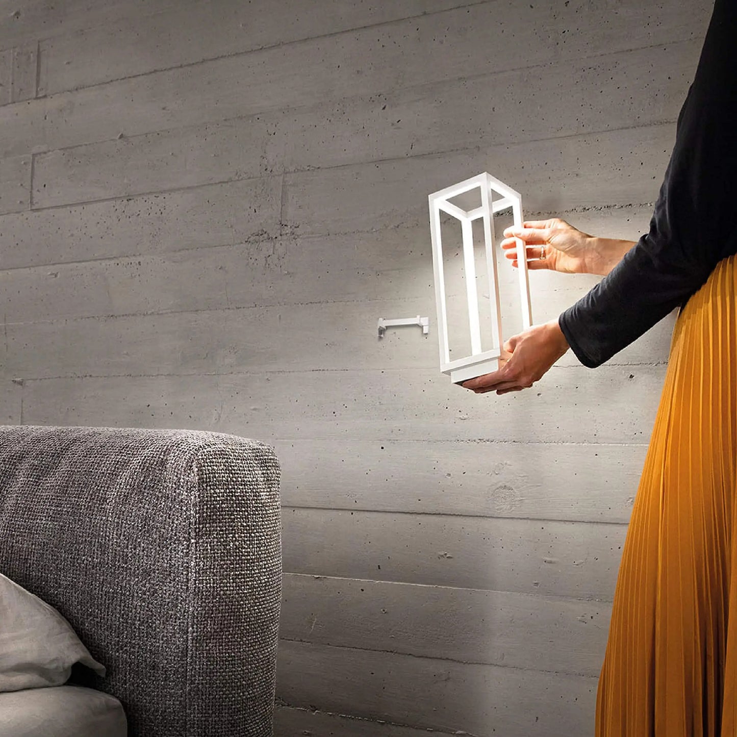 Sci-Fi Open Cage Desk Lamp - Geometric Futuristic Light Cube / Rectangle