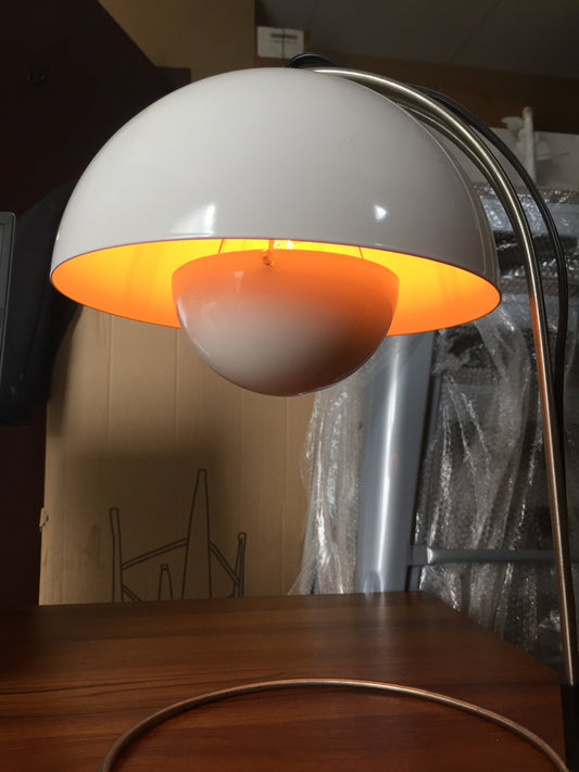 DecoMust Wholesale Desk Lamps - Illuminate Your Workspace with Elegance ✨💡